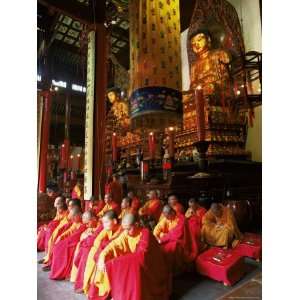  Buddhist Monks Worshipping in the Grand Hall, Jade Buddha 