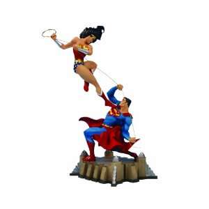  DC Direct Wonder Woman Vs. Superman Mini Statue Toys 