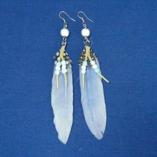 LOVELY PAIR OF FEATHER EARRINGS 4 3/4 (12 cm.)   F13  