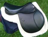 Stunning New Eric Thomas French jumping saddle with Pesso 