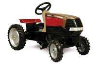 Case IH Magnum 305 Pedal Tractor Gold Edition  