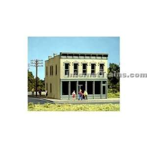  DPM N Scale Building Kit   Hayes Hardware Toys & Games