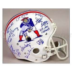   Team Signed Full Size Steve Grogan Helmet   Autographed NFL Helmets