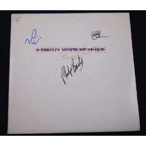 Earth Wind & Fire Gratitude   Signed Autographed Record Album Vinyl LP 
