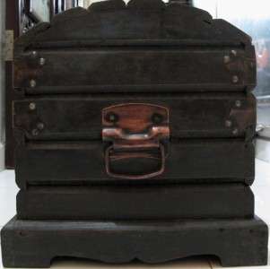 OLD ANTIQUE VINTAGE WOOD CARVED TREASURE CHEST TOOL BOX  