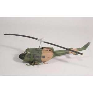  UH1 Huey Helicopter 1 48 Lindberg Toys & Games