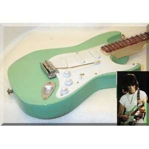 Jeff Beck/No.2 Green Handmade Miniature Guitar  Kitchen 