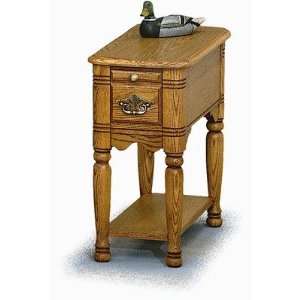  Threshers Chairside Table in Oak Furniture & Decor