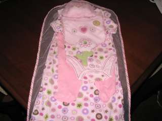  Baby Gift Set   Bodysuit, pants, bib, Sleeper 0 3; 3 6;6 9 Mo  