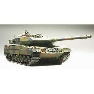  TAMIYA MODELS   1/35 Leopard 2A6 Main Battle Tank (Plastic 