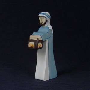  Holztiger Figures Style2 Shepherd with lantern Nativity 