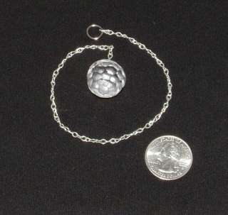 This auction is for one faceted Quartz Crystal Sphere dowsing pendulum 