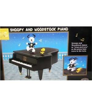  Snoopy and Woostock Musical Piano