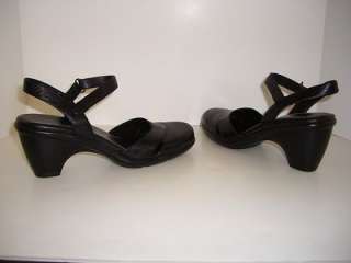 EASY SPIRIT Womens Shoes Black Leather Slingbacks Sz. 6  