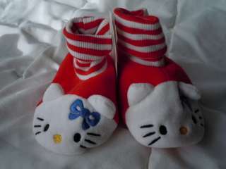 Infant Girls Hello Kitty Booties Slippers NWT  
