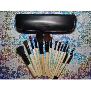  Bobbi Brown 13 Pc Brush with Case Beauty