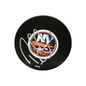 Robert Nilsson autographed Hockey Puck (New York Islanders)