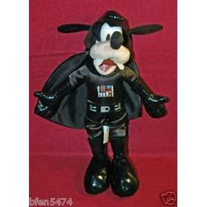  Disney Darth Vader Goofy Plush Toy   9in Toys & Games