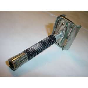   Handle Super Speed w/ Silver Tip Double Edge Safety Razors (Item #4