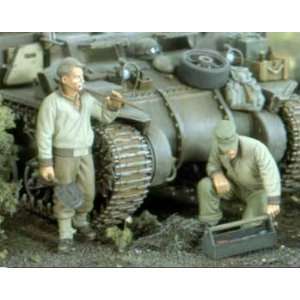  US Tank Mechanics WWII (2) 1 35 Verlinden Toys & Games
