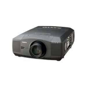   768) LCD Multimedia Projector 12000 ANSI Lumens 80.5 Electronics
