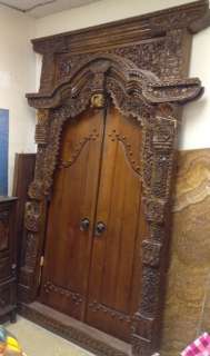 Large Hand Carved Balinese Double Door Set   Beautiful Details  