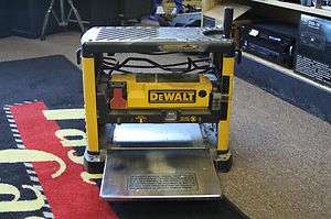 DeWalt DW733 12 1/2 PLANER  LOOK   