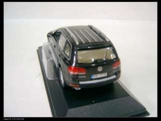 43 Dealer Edition VW TOUAREG Die Cast Model Black  