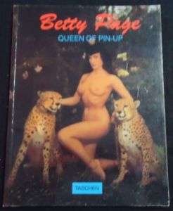BETTY PAGE Modeling Book QUEEN OF PIN UP 1993  
