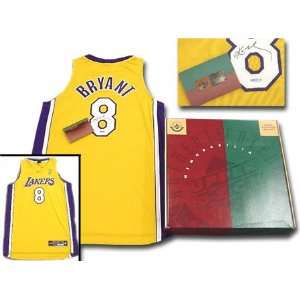  Kobe Bryant Los Angeles Lakers Autographed Nike Jersey 
