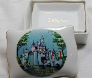 Disneyland Walt Disney Productions Ashtray Set Vintage  