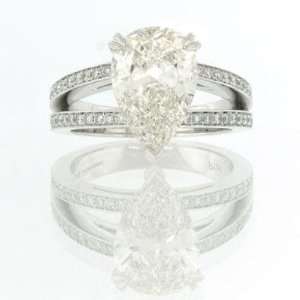  3.94ct Pear Shape Diamond Engagement Anniversary Ring 
