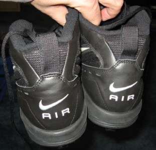NOS 2002 Size 12 NIKE Air Black Football Cleats  