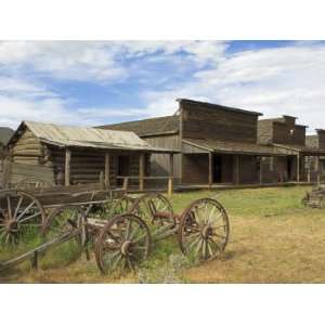  Old Western Wagons from the Pioneering Days of the Wild 