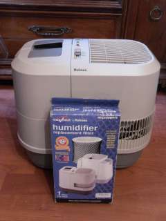 Holmes HM3500 Cool Mist Humidifier with Bonus Filter  
