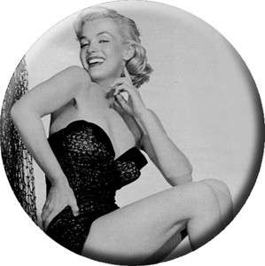 Button Pin Badge Marilyn Monroe Pinup Smile  