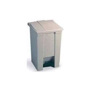  Rubbermaid Leakproof Plastic Trash Cans   12 Gallon, White 