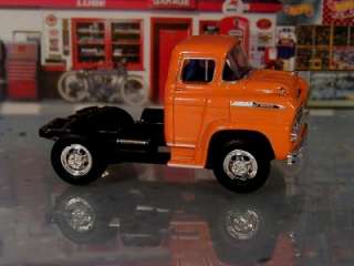 Hot 58 Chevy 60 5th Wheel Semi Truck Limited Edition Orange 1/64 Scale 