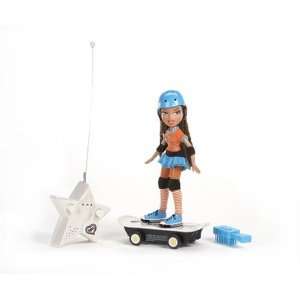    Bratz X Treme Skate Boarding RC Yasmin 49 MHZ Toys & Games